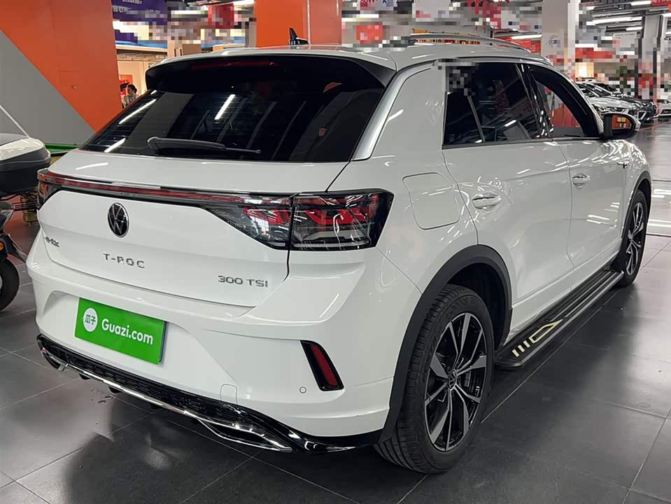 Volkswagen T-ROC exploring Songs