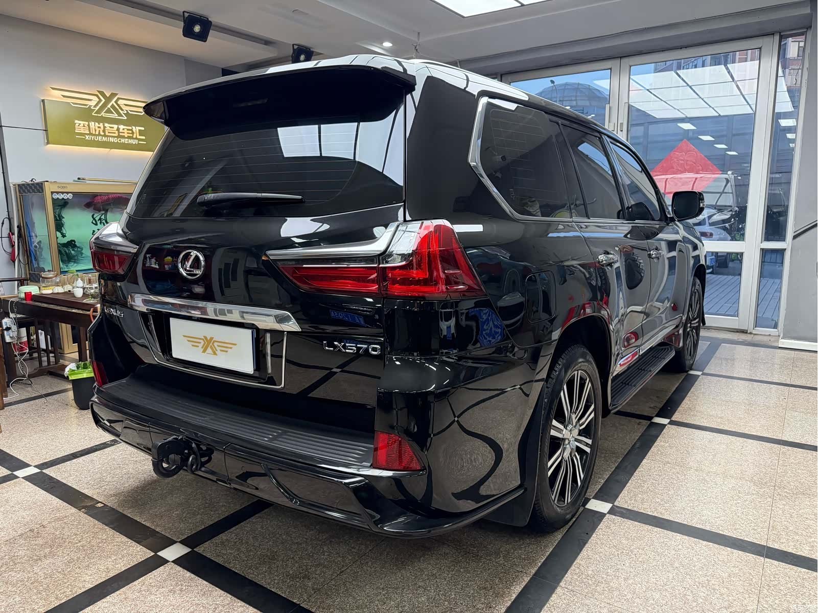 Lexus LX, 2019 все фото
