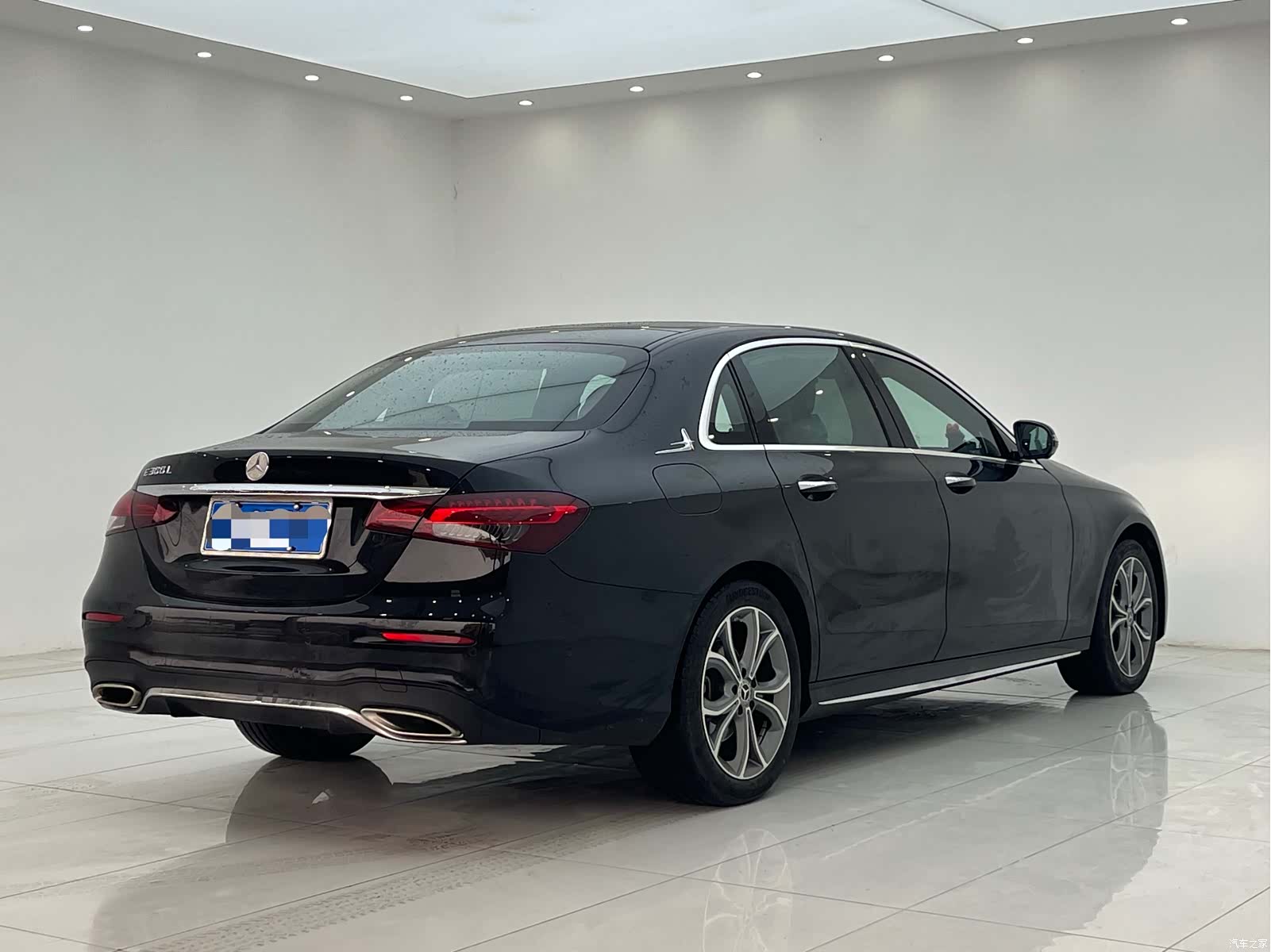 Mercedes-Benz E-Class, 2022 13
