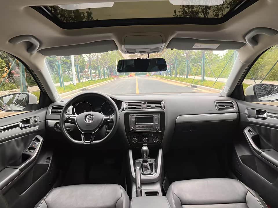 Volkswagen Sagitar Volkswagen Sagitar