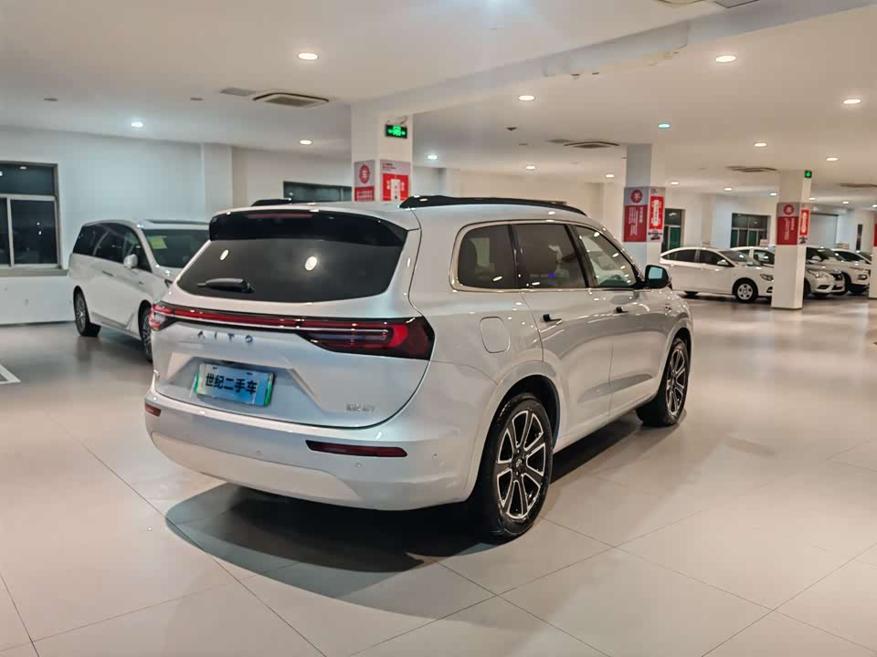 AITO Ask the world M7