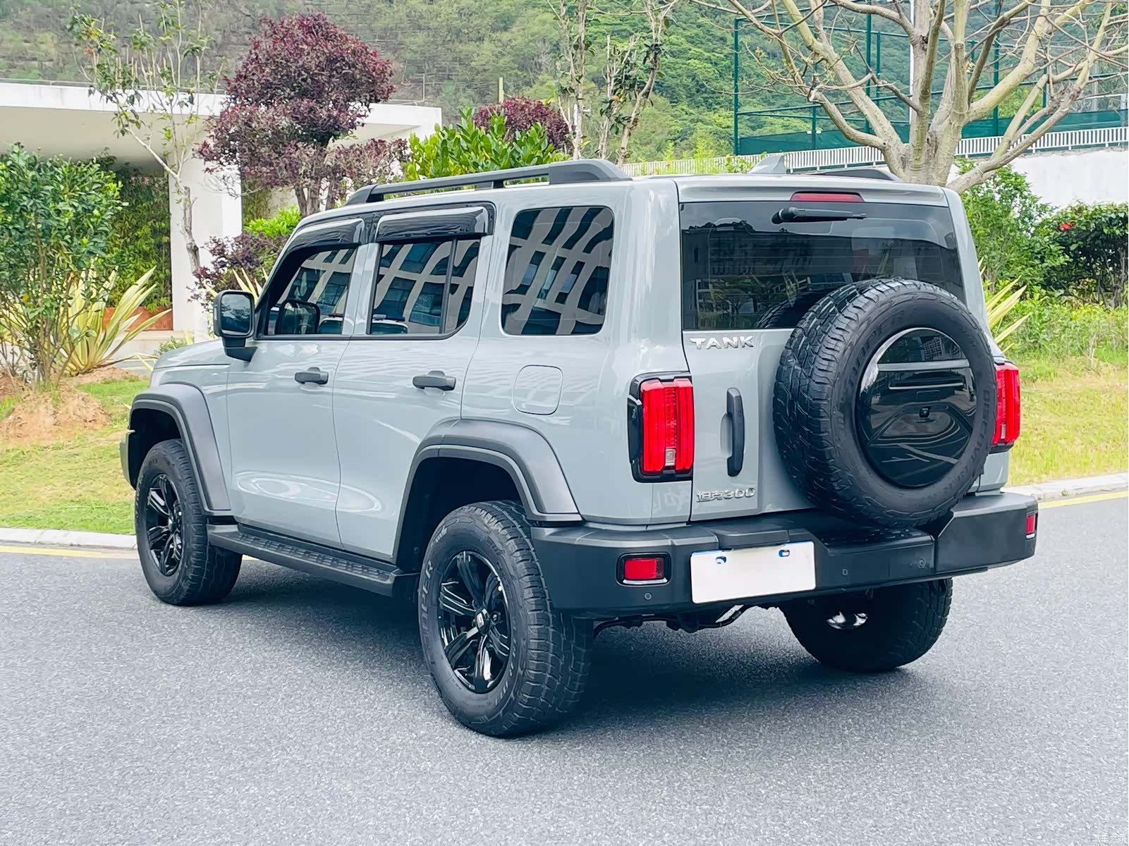 Tank 300, 2022 4