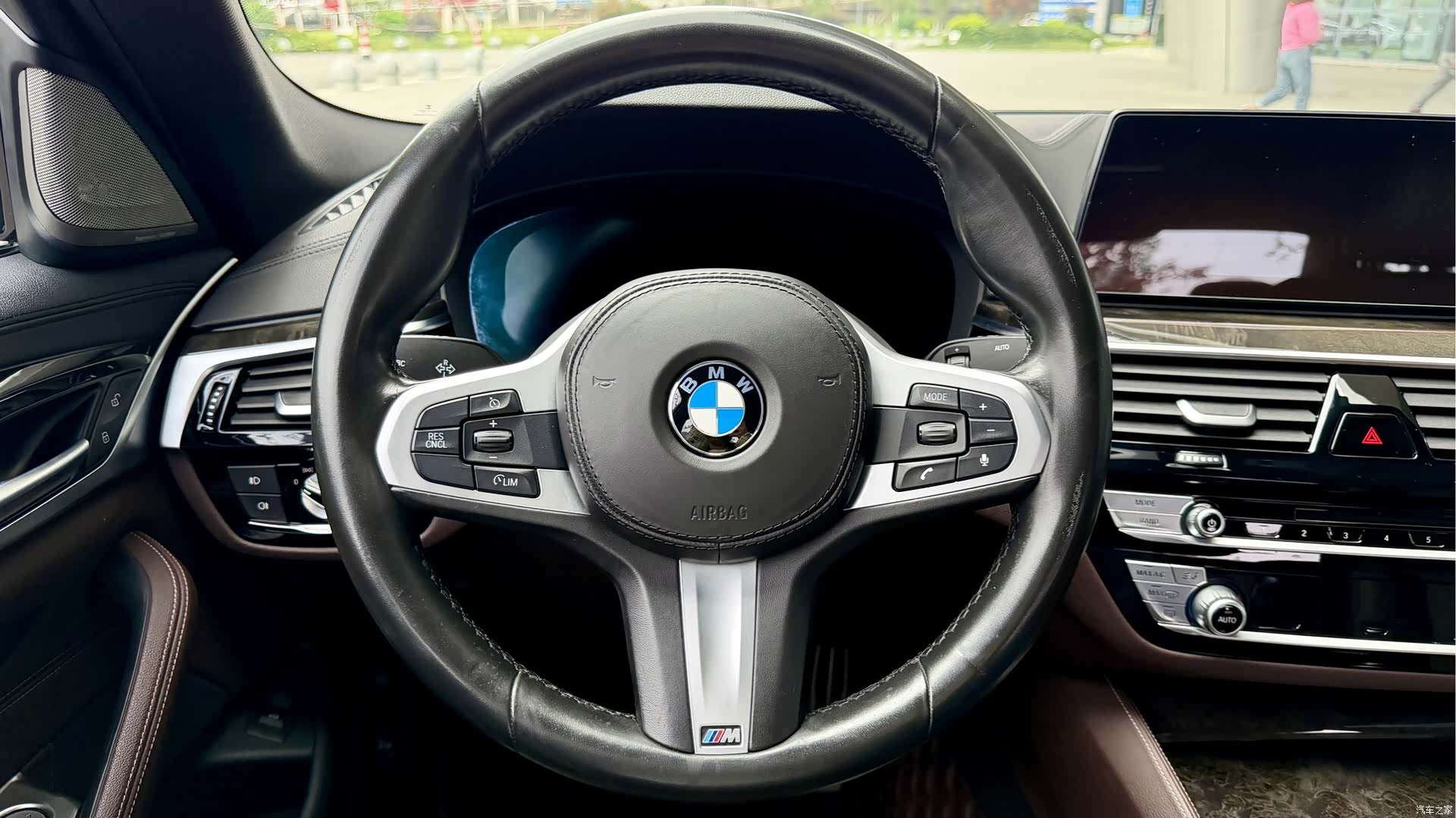 BMW 5 Series, 2019 16