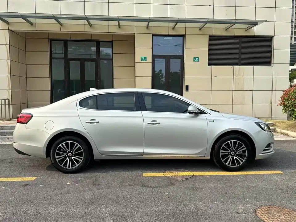 Roewe e950