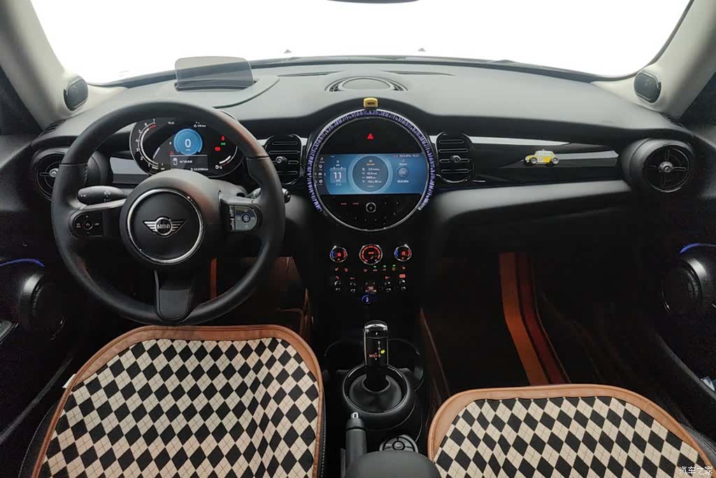 Mini Cooper, 2022 12