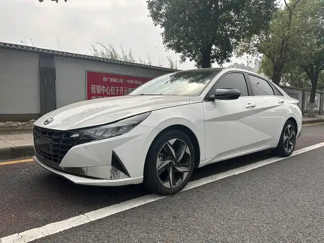 Hyundai Elantra 2021 — купить из Китая под заказ