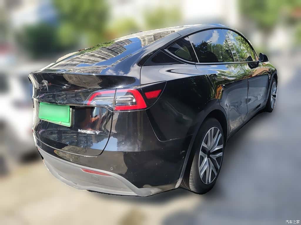 Tesla Model Y, 2022 все фото