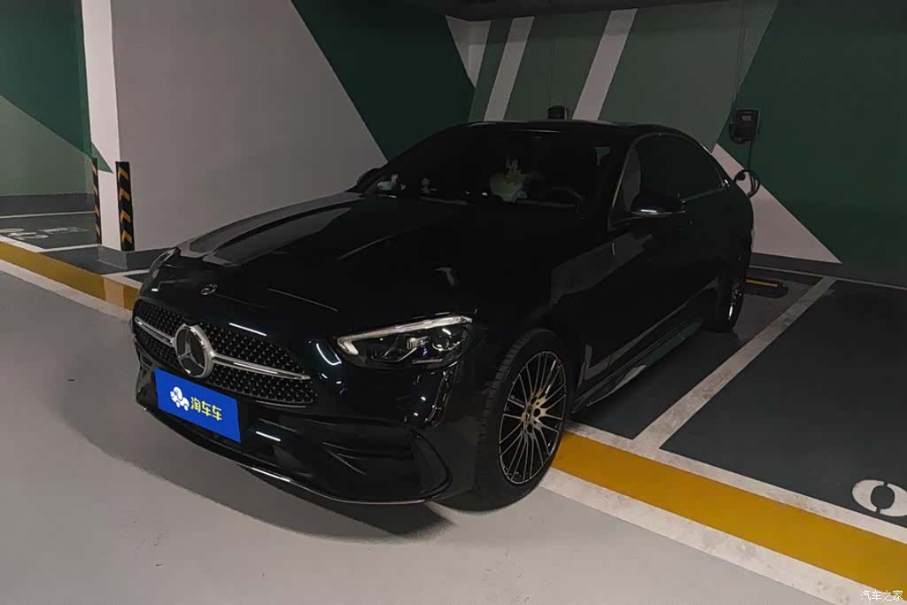 Mercedes-Benz C-Class, 2023 1