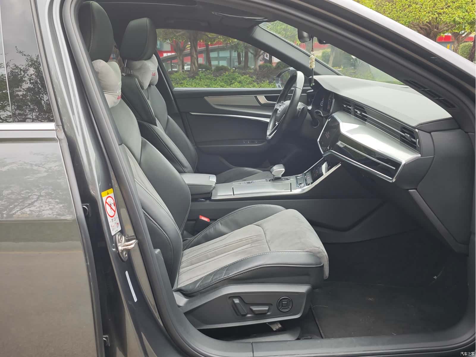 Audi A6L, 2022 9