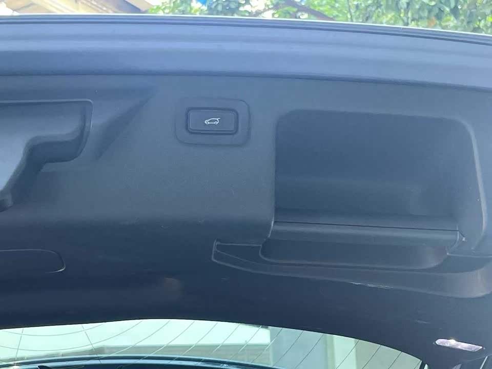 Land Rover Discover sports