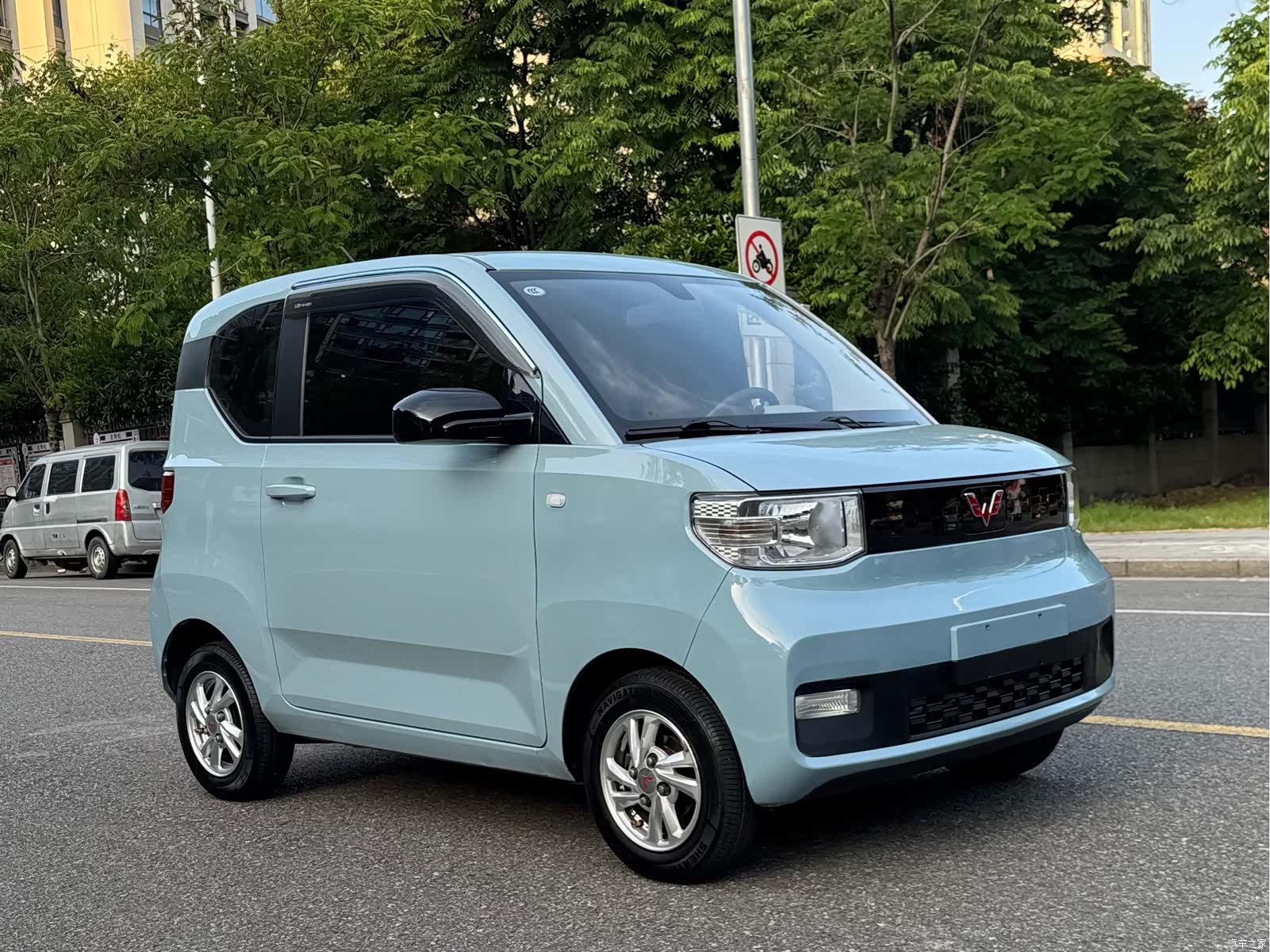 Wuling MINIEV, 2021 8