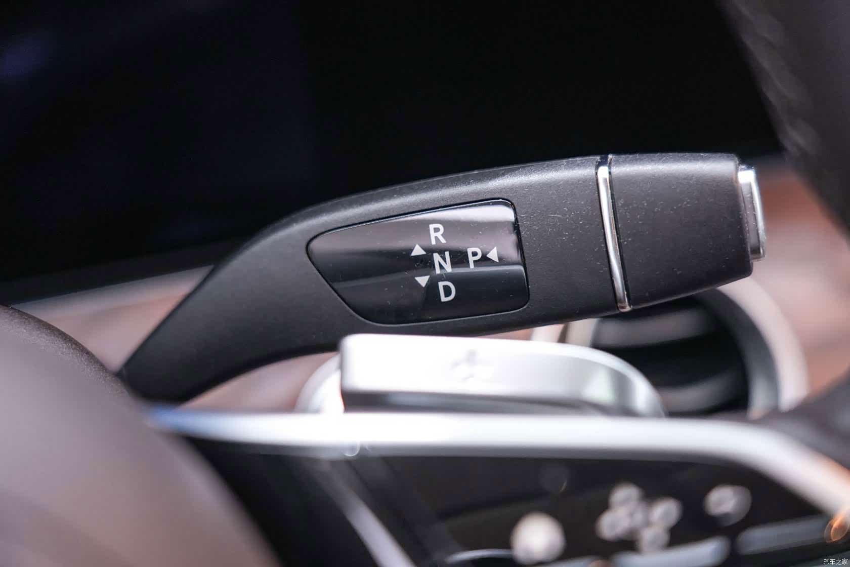 Mercedes-Benz E-Class, 2025 12