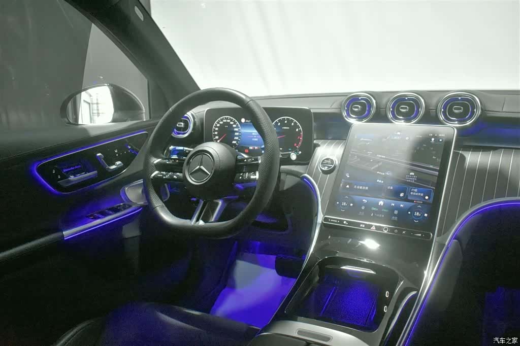 Mercedes-Benz GLC, 2023 7