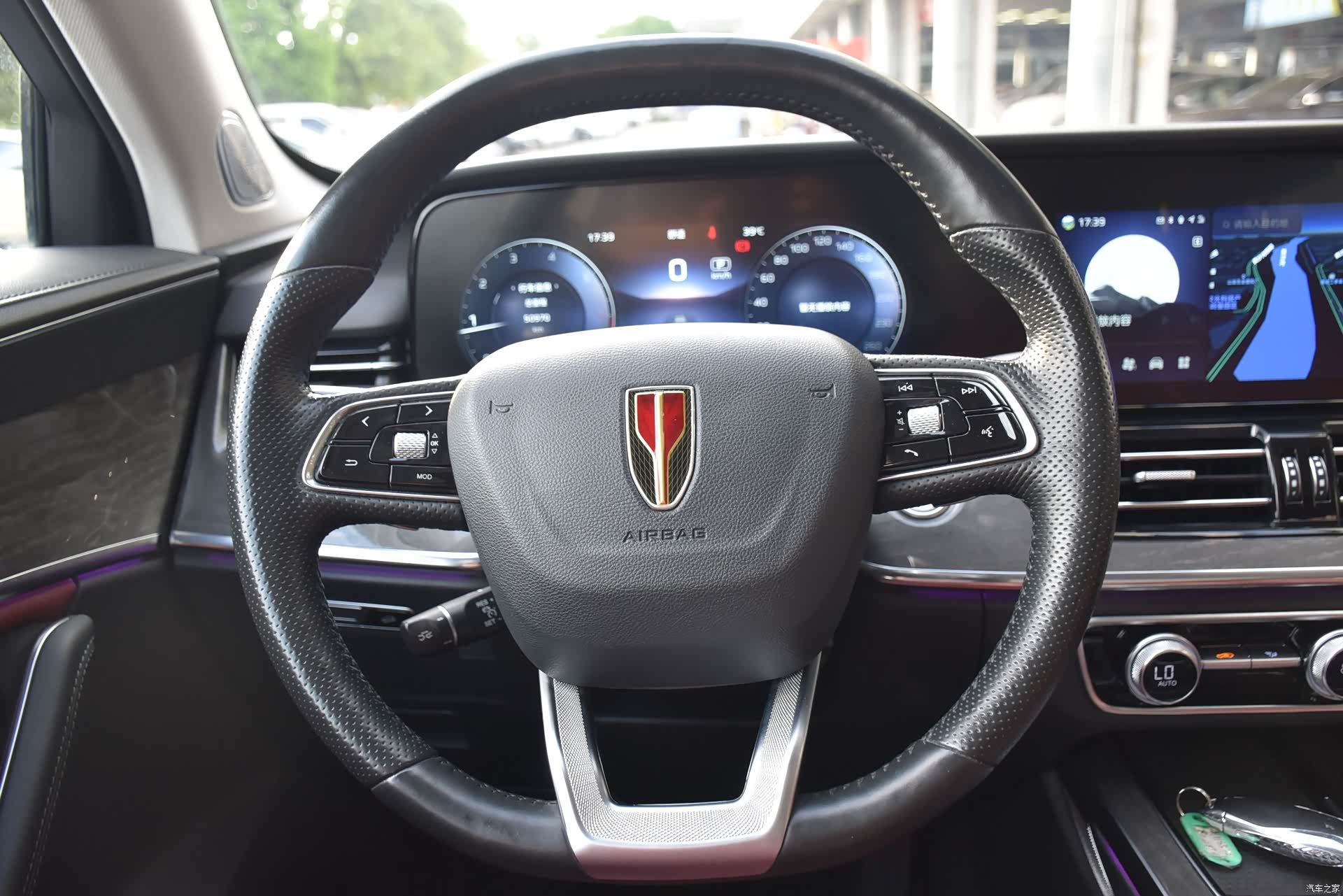 Hongqi HS5, 2023 11