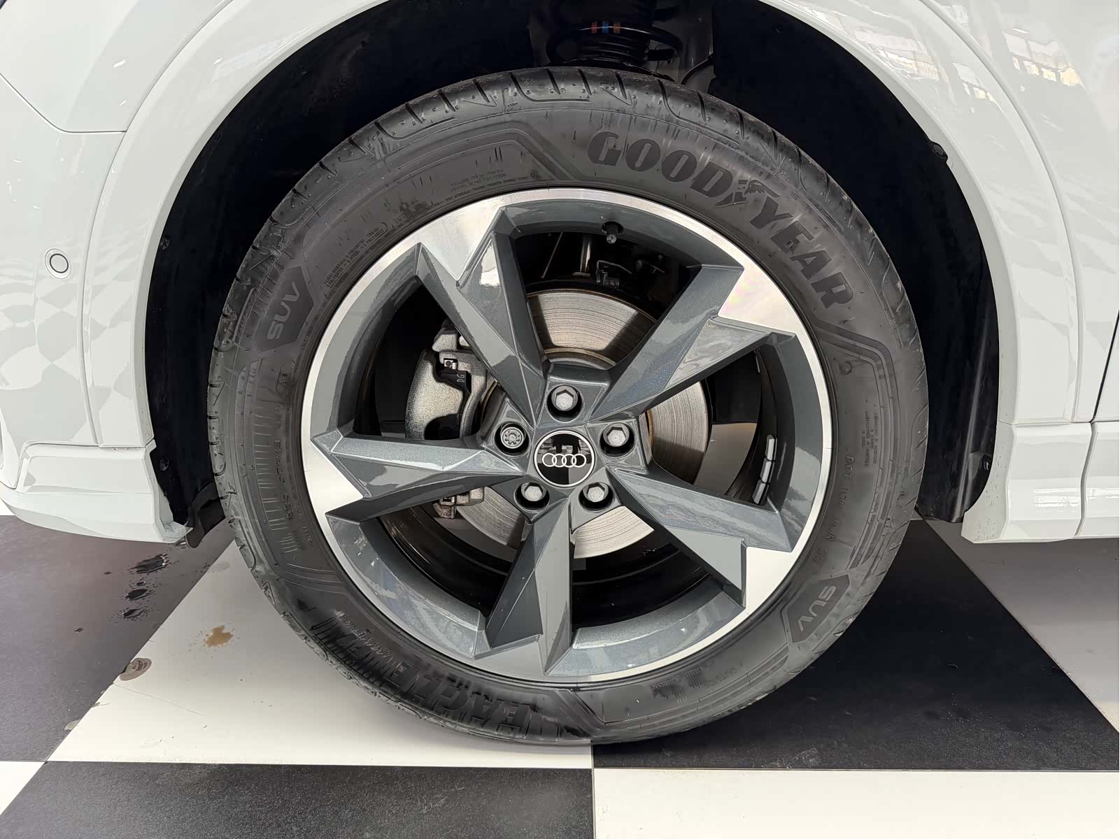 Audi Q3, 2022 4