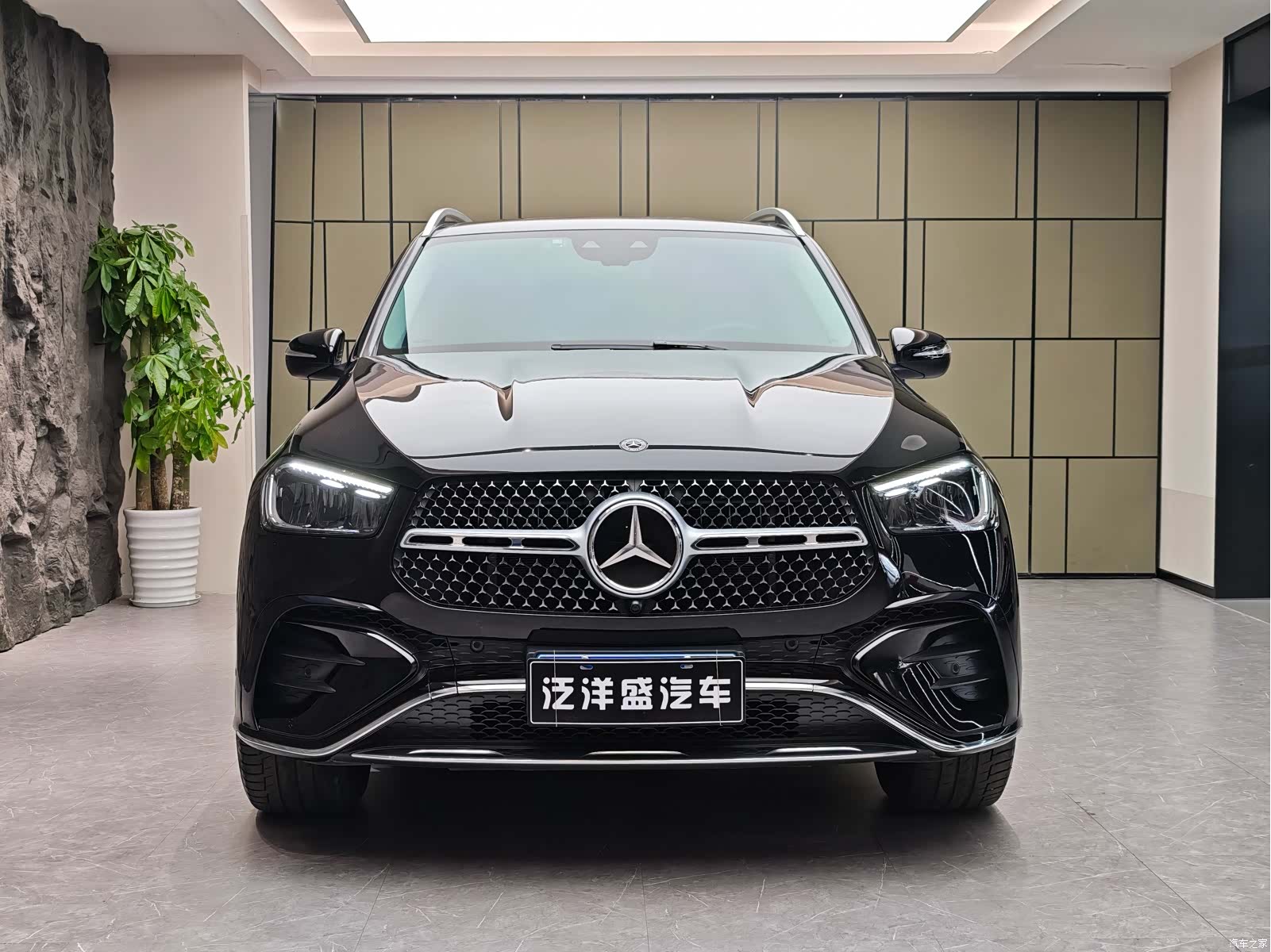 Mercedes-Benz GLE, 2024 2
