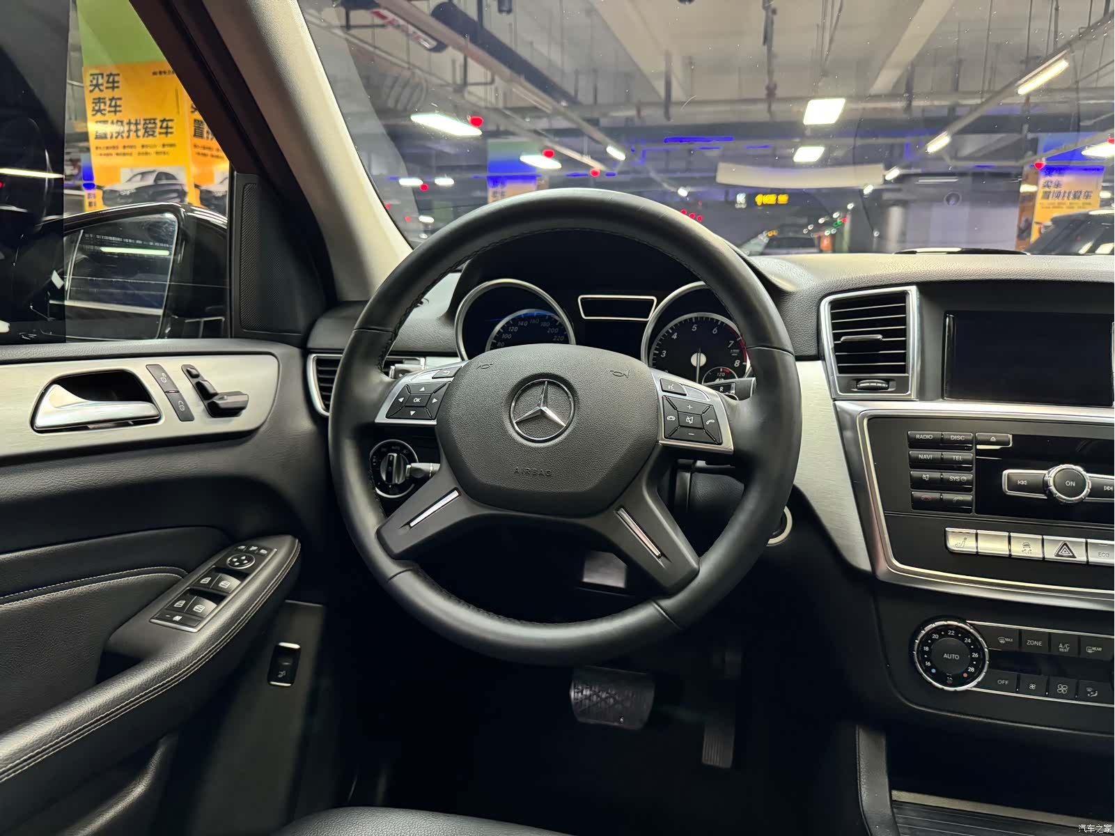 Mercedes-Benz M-Class, 2015 20