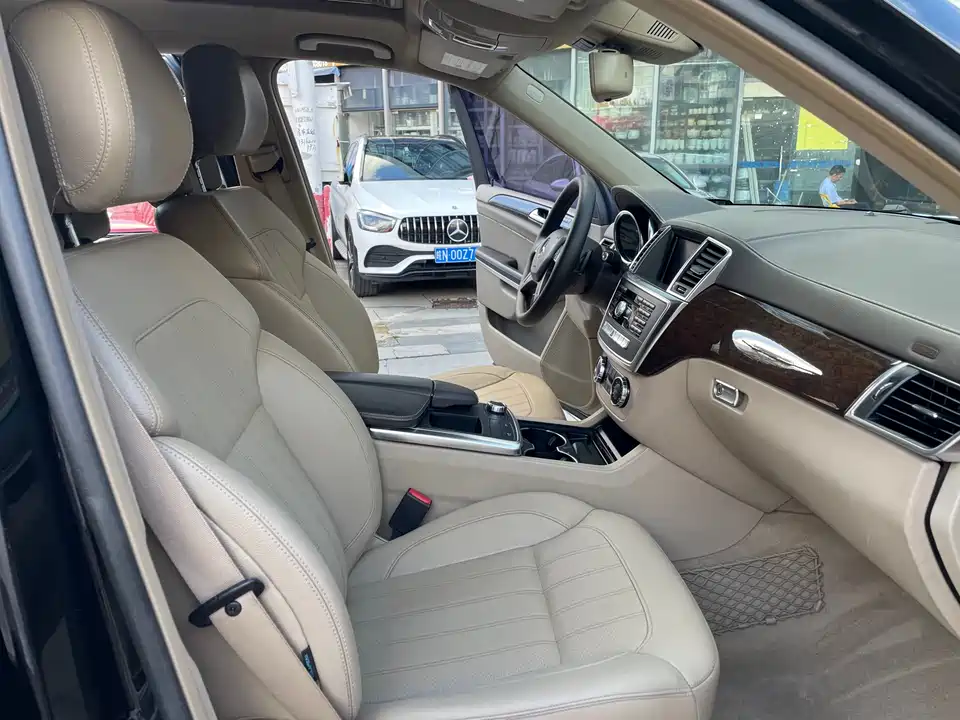 Mercedes-Benz GL grade