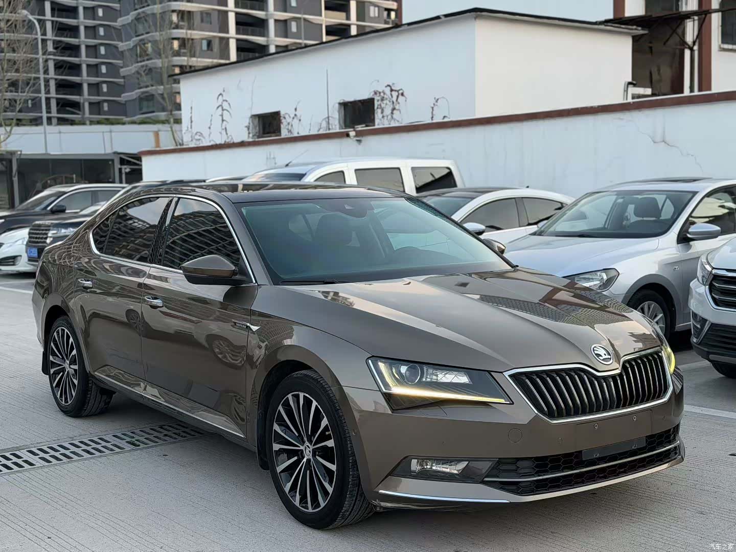 Skoda Superb, 2018 3
