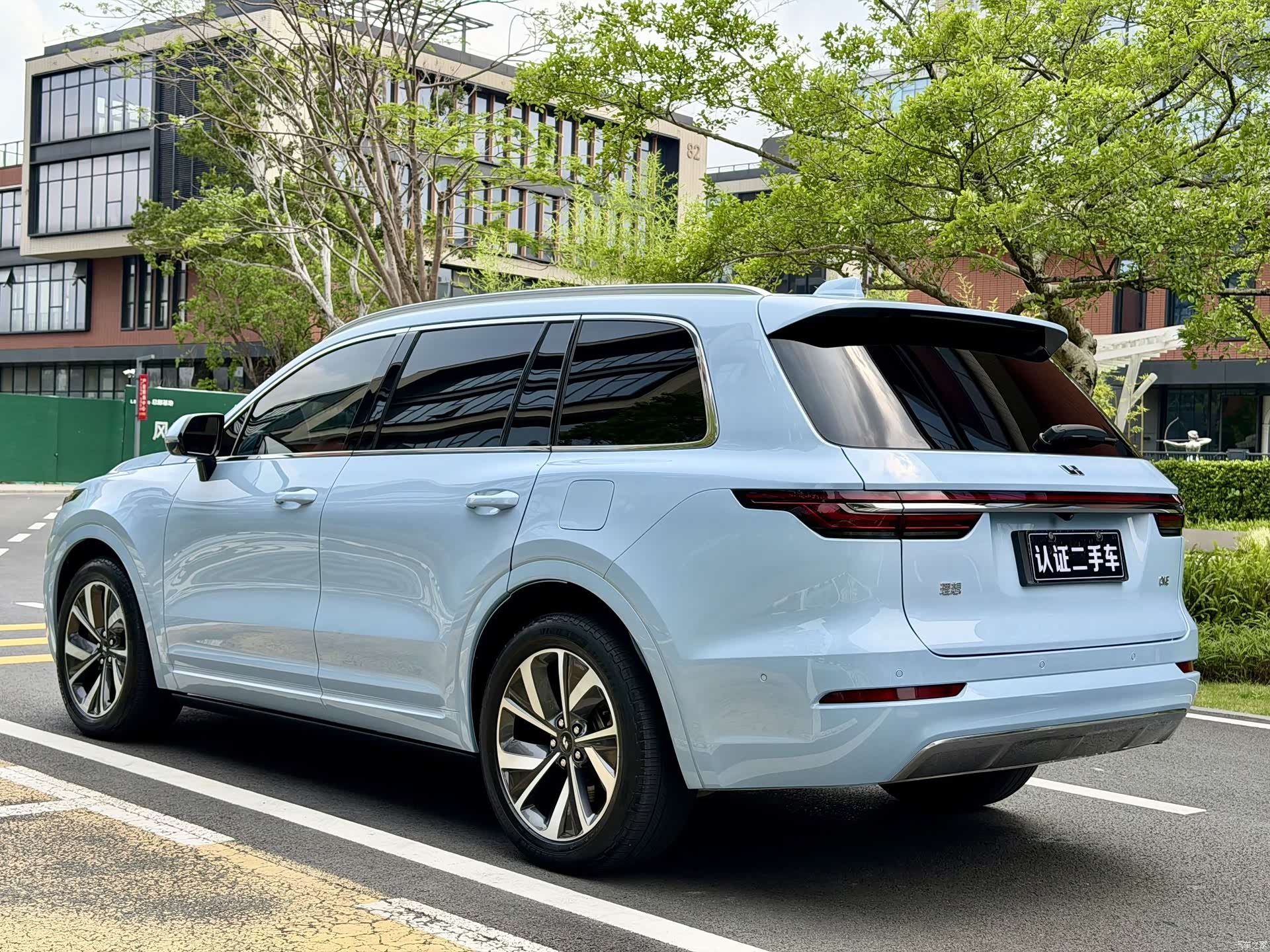 Li Auto ONE, 2021 3