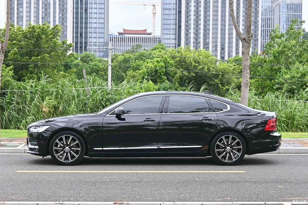 Volvo S90, 2017 3