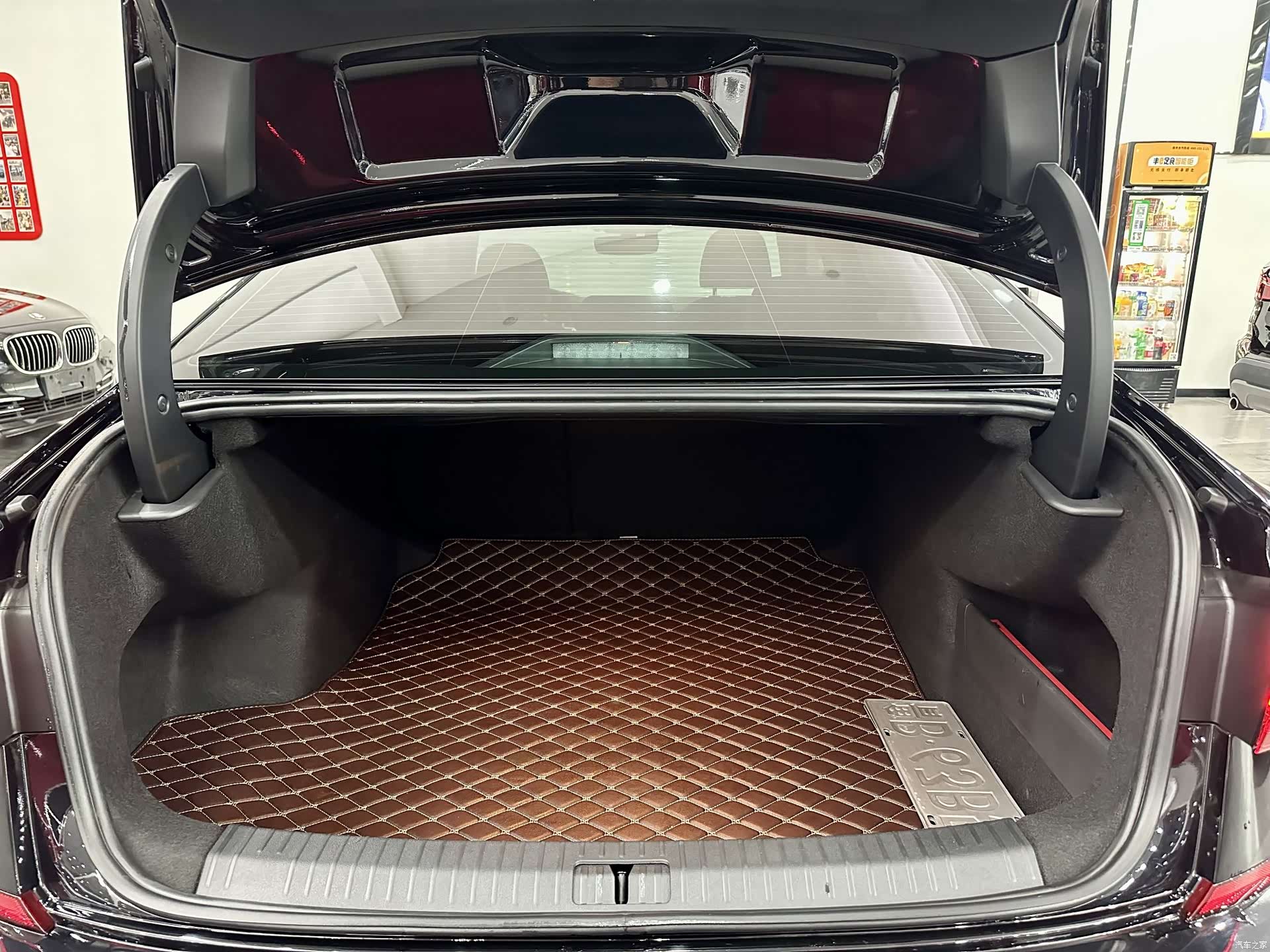 Volkswagen Passat, 2023 7