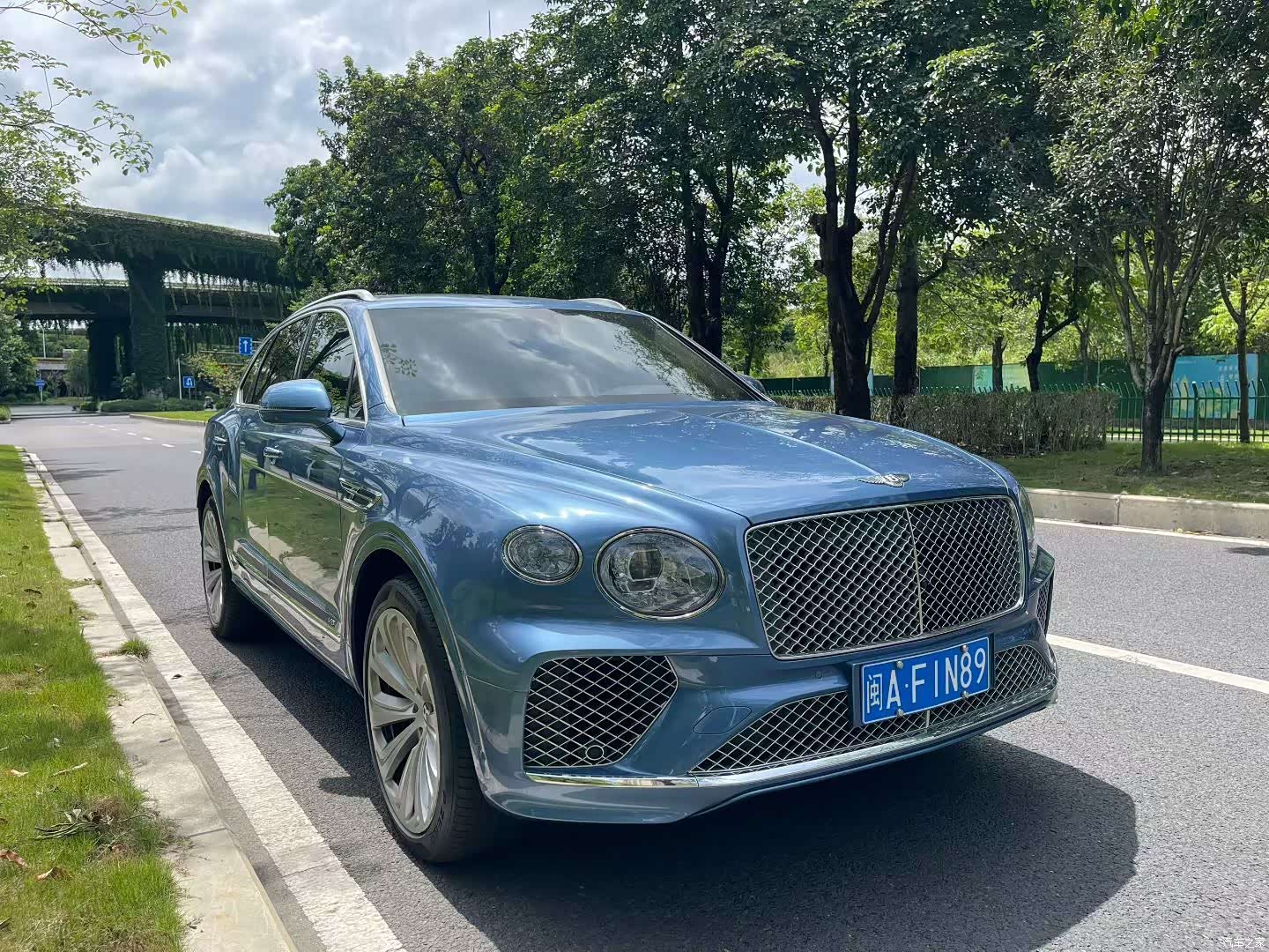 Bentley Bentayga, 2020 2