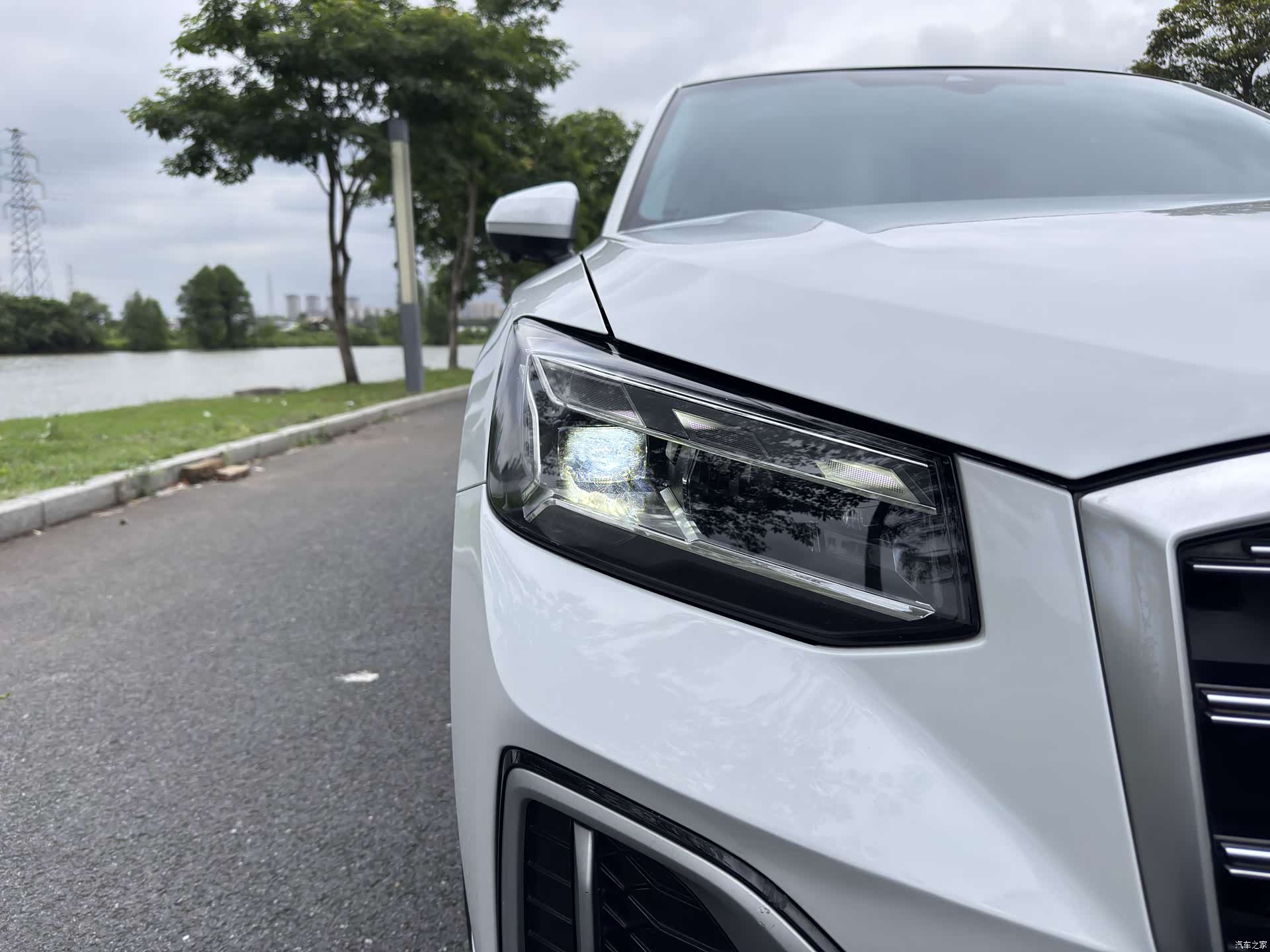 Audi Q2L, 2023 20