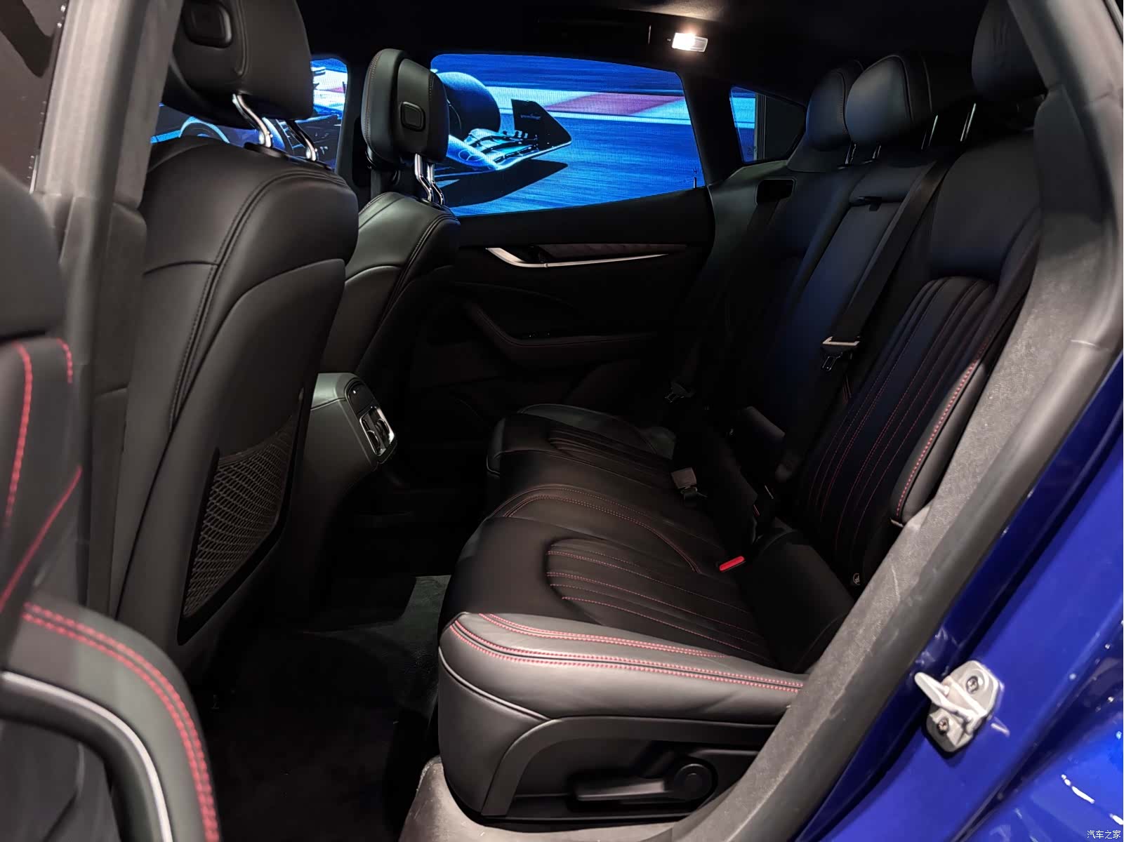 Maserati Levante, 2021 12