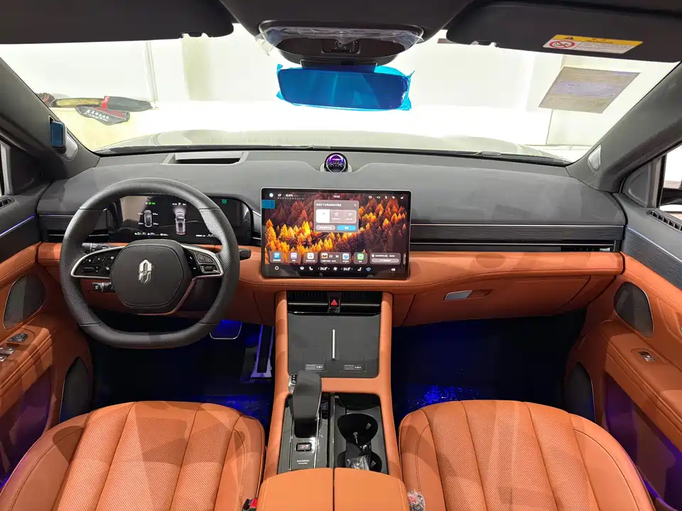 AITO Ask the world M7