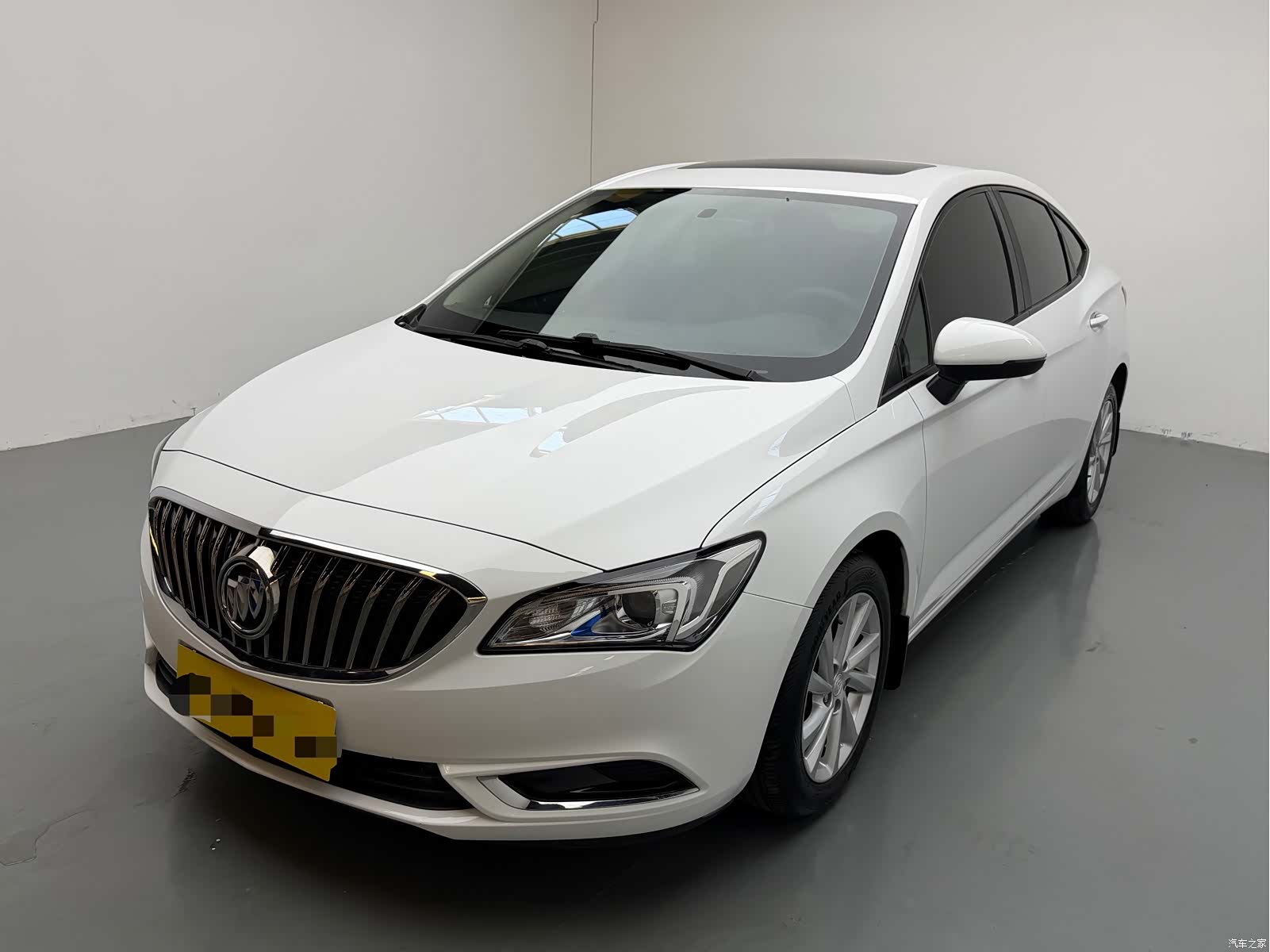 Buick Verano, 2017 1