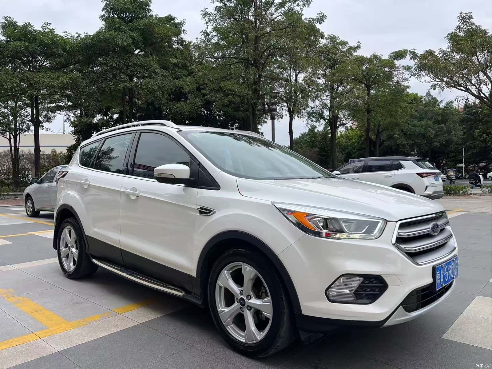 Ford Kuga, 2018 4