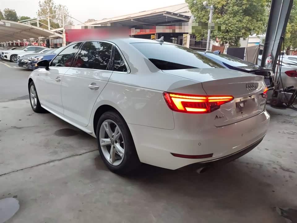 Audi A4L