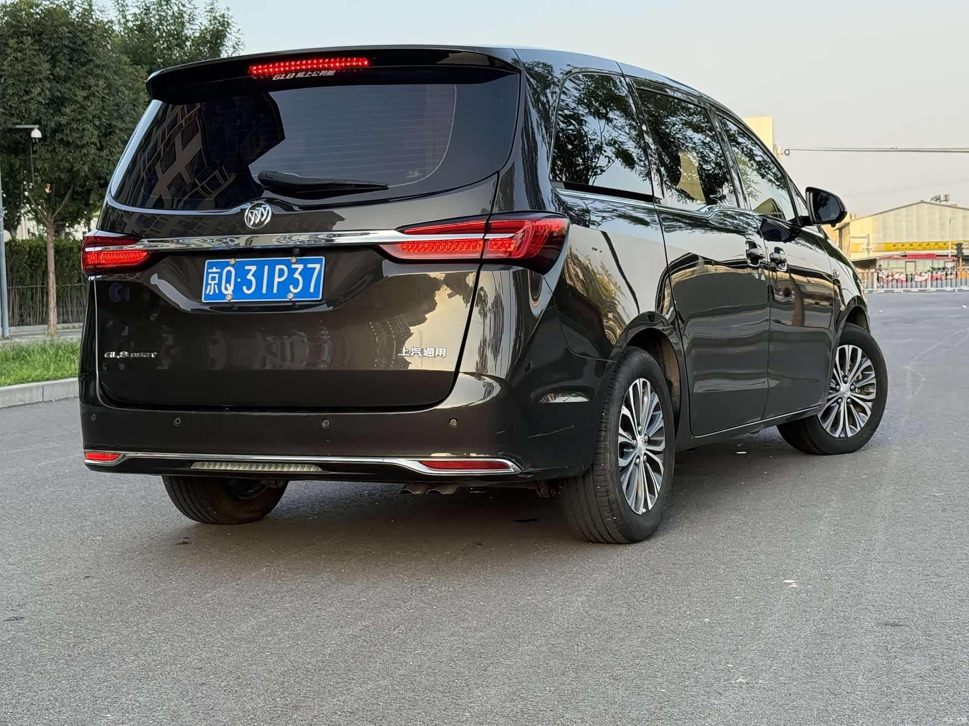 Buick GL8, 2021 6