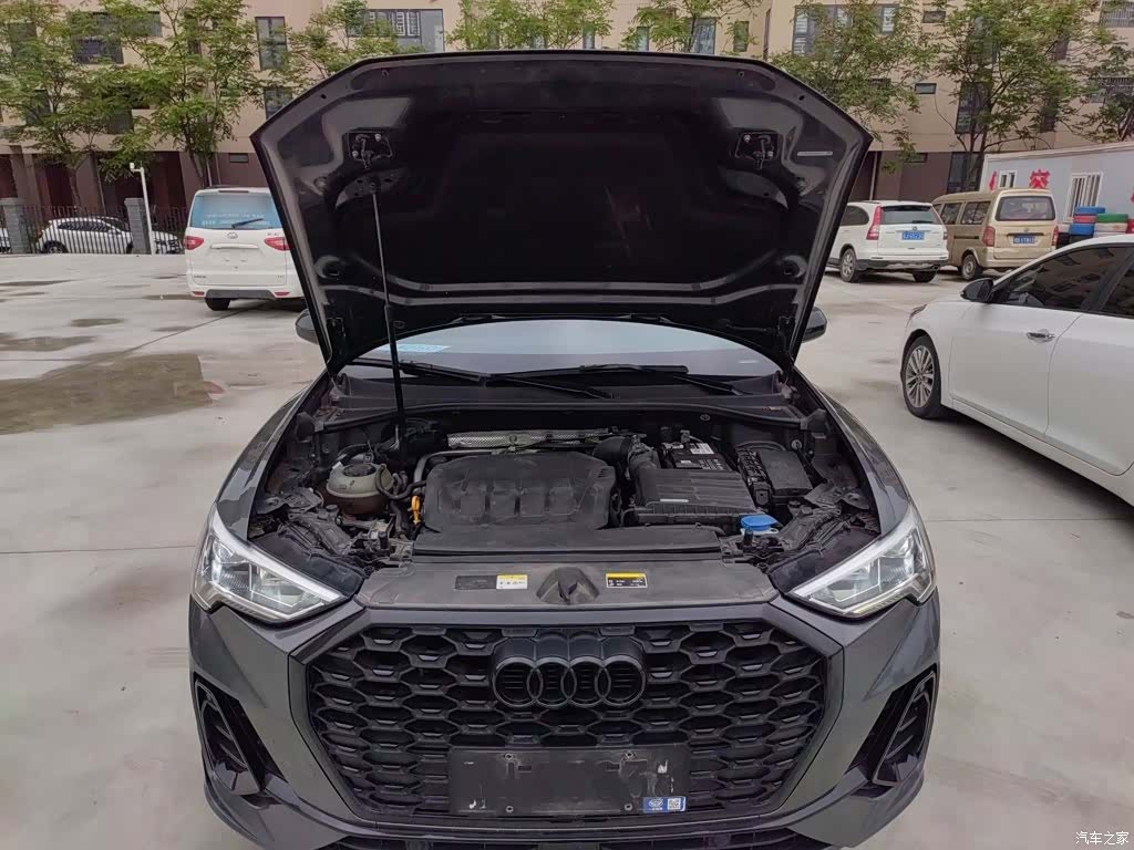 Audi Q3, 2023 16