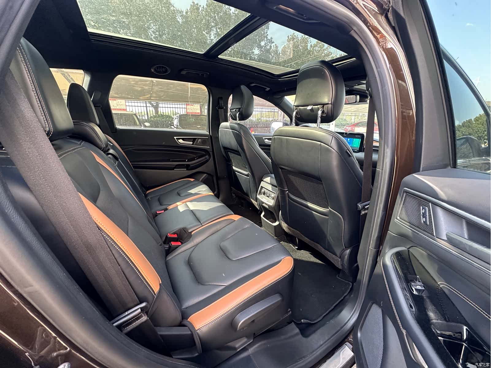 Ford Edge, 2021 10