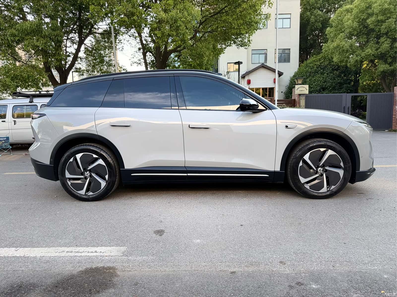 NIO ES6, 2025 7