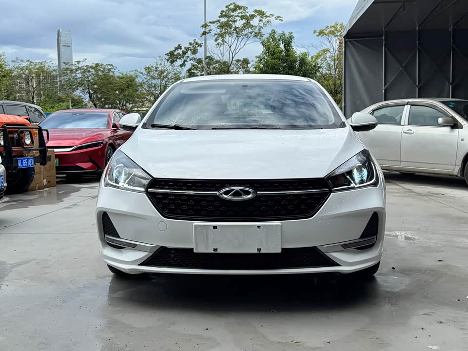Chery Arrizo 5