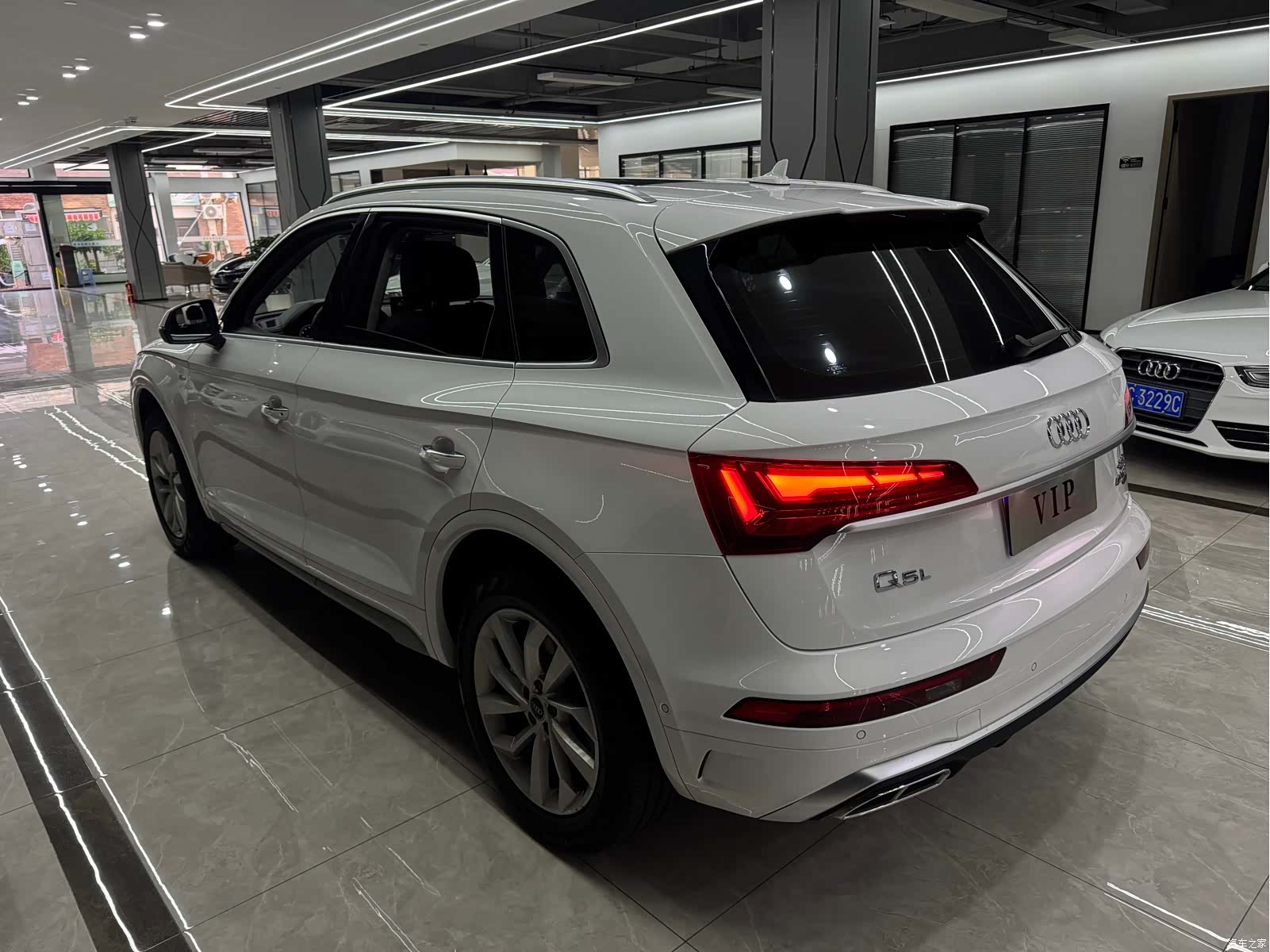 Audi Q5L, 2022 6