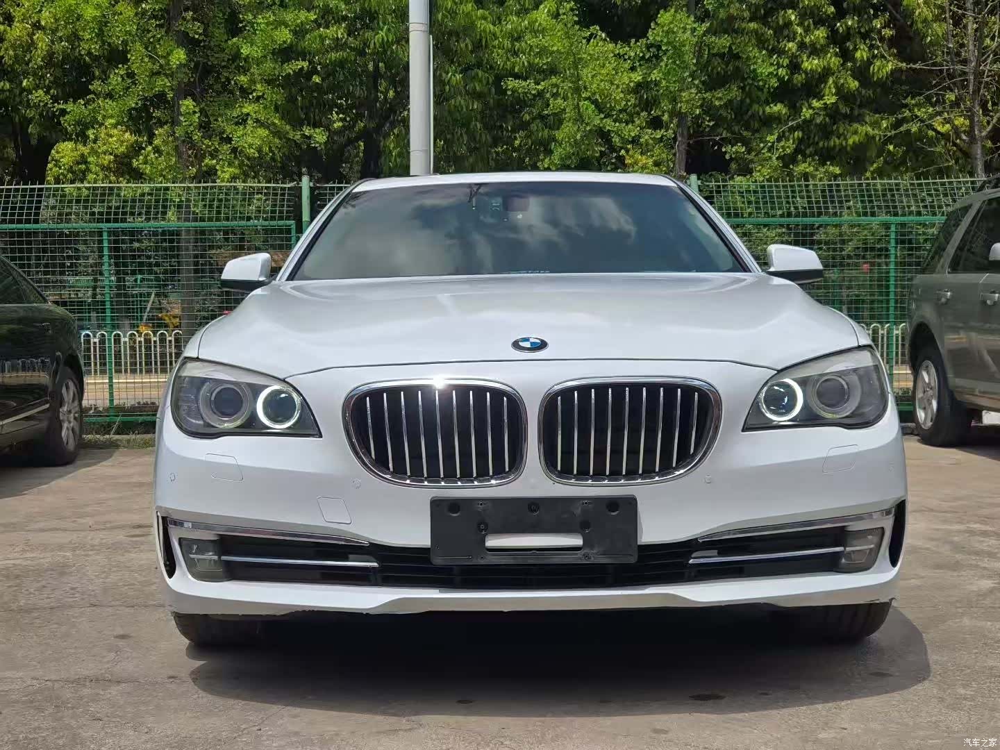 BMW 7 Series, 2011 2