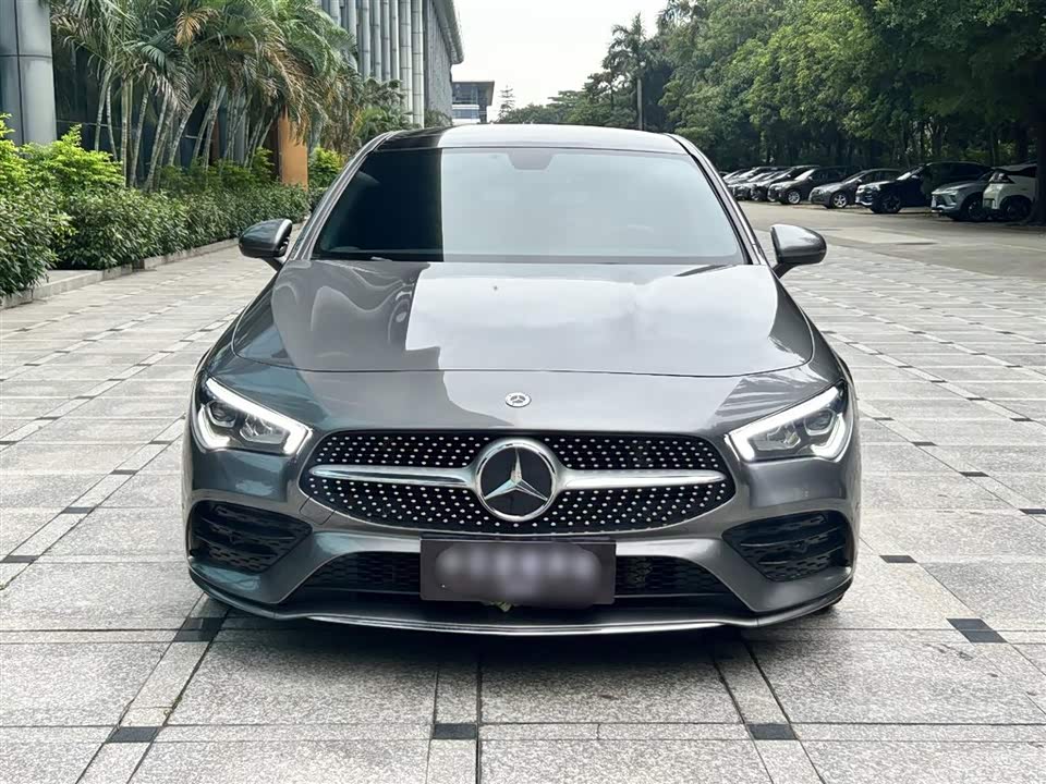 Mercedes-Benz CLA