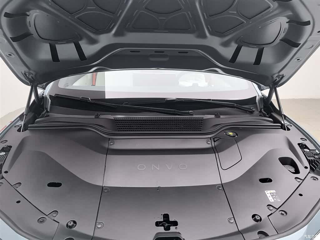 NIO L60, 2025 6