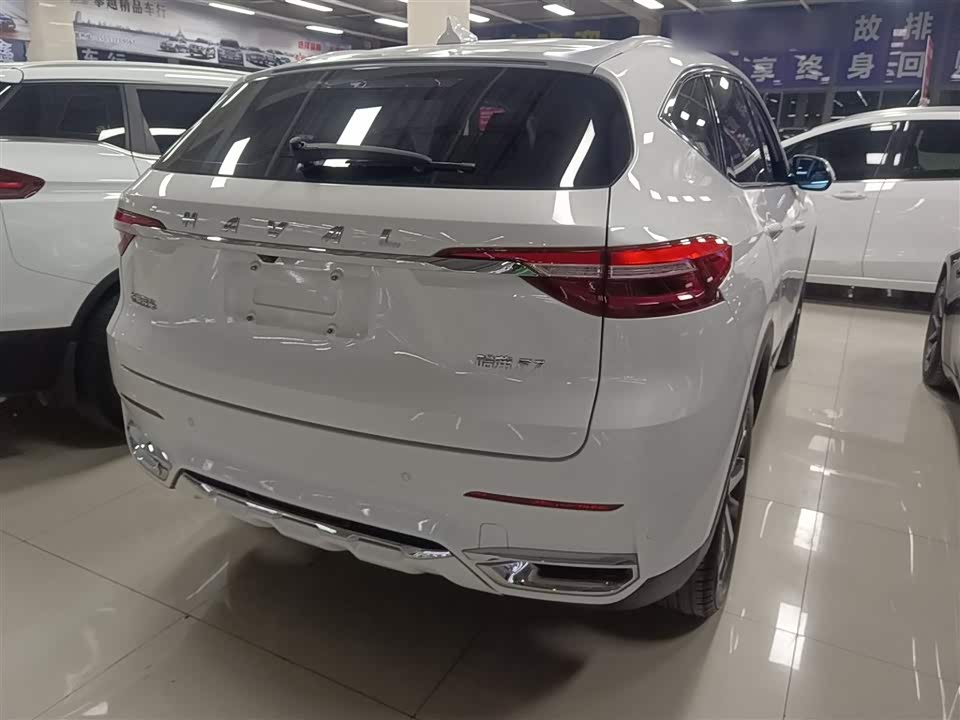 Haval F7