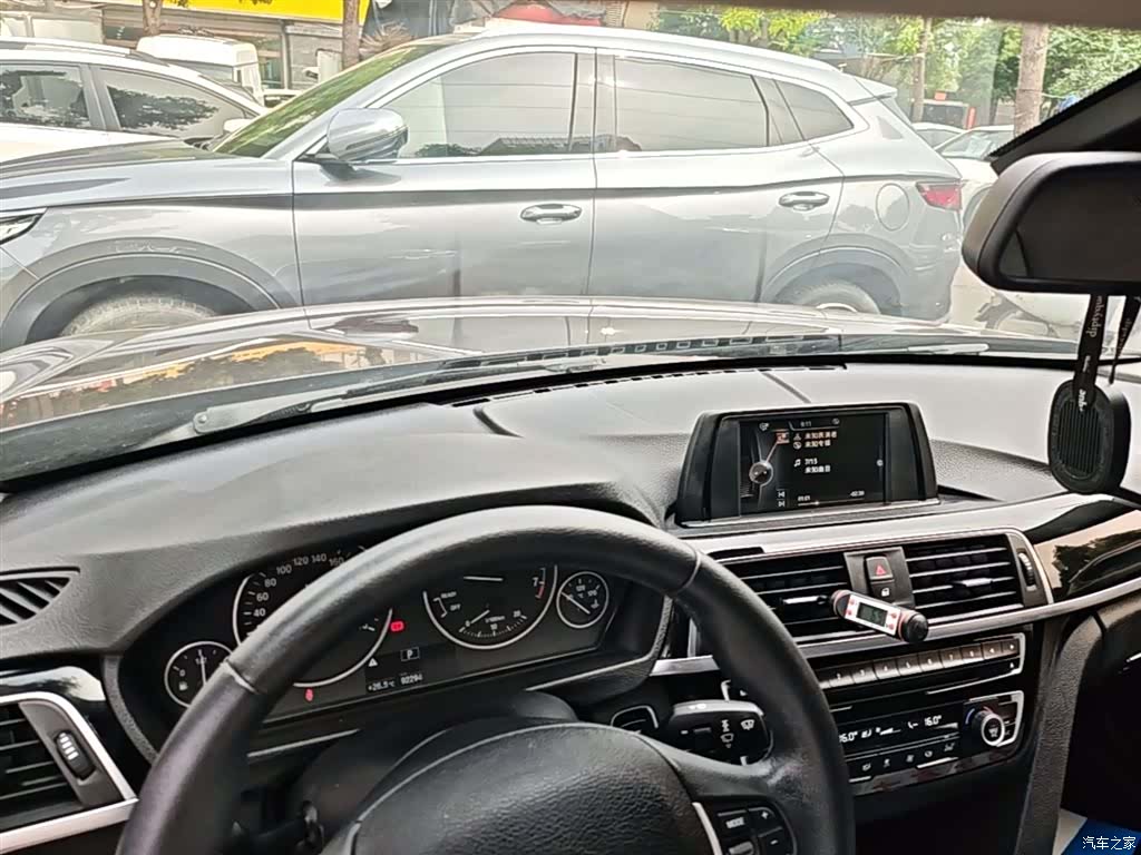 BMW 3 Series, 2016 10