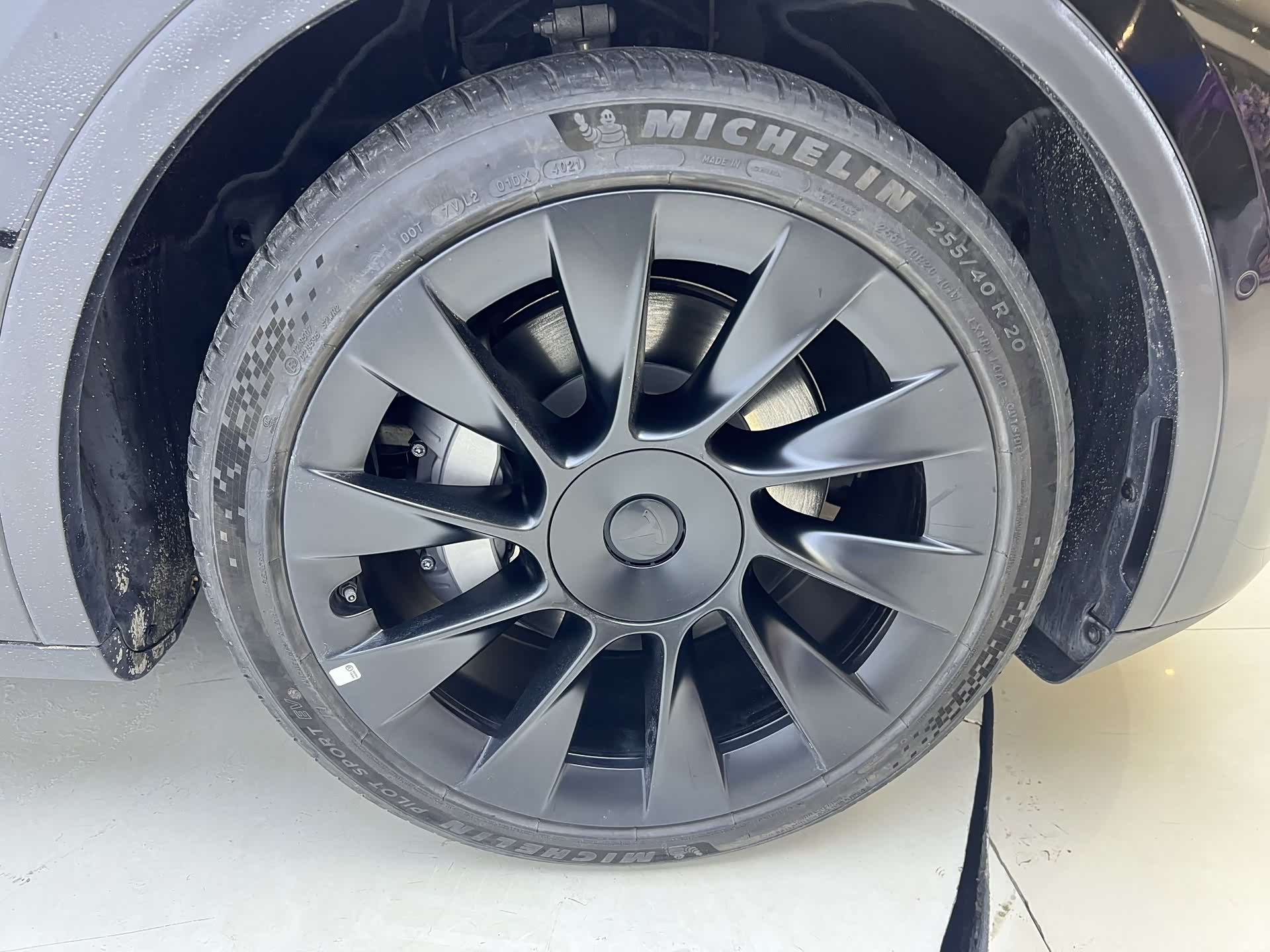 Tesla Model Y, 2021 18