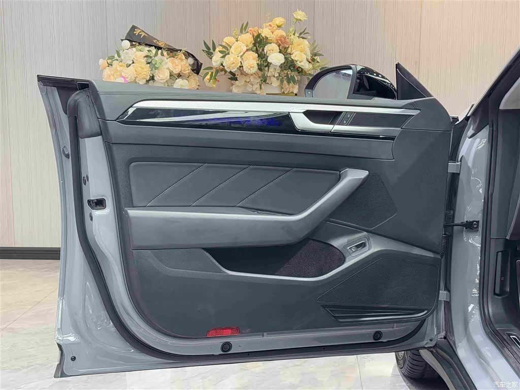 Volkswagen CC, 2024 все фото