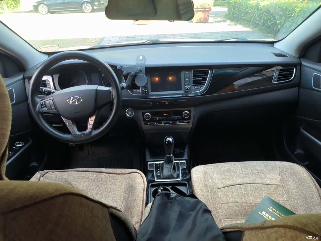 Hyundai GLS, 2016 6