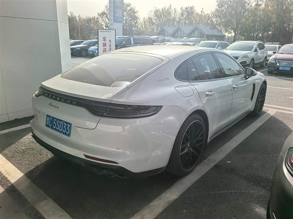Porsche Panamera