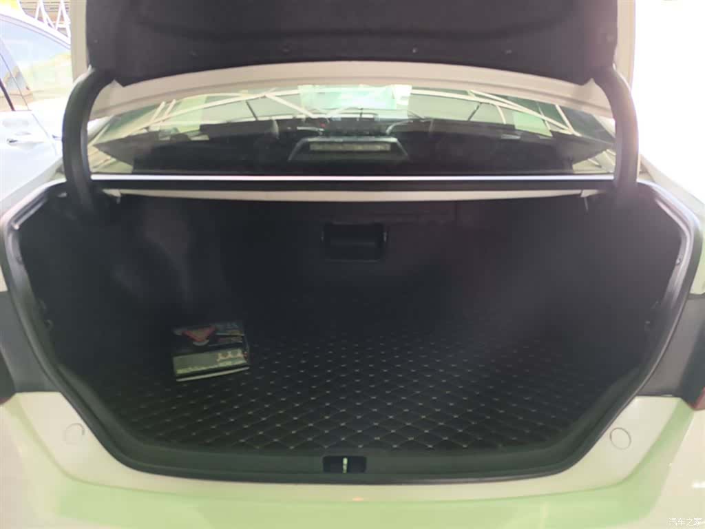 Toyota Camry, 2016 19
