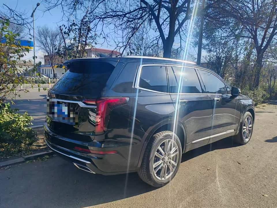 Cadillac XT6